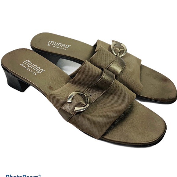 narrow size sandals